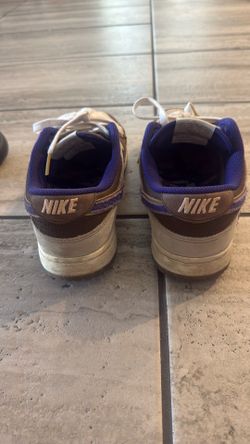 Man’s shoes size 8