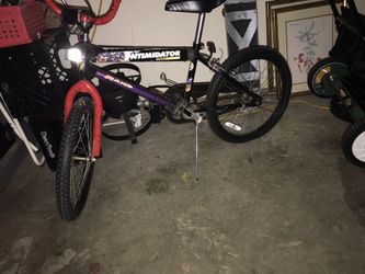 Good kid riding bicycle