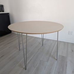 Modern Round Dining Table