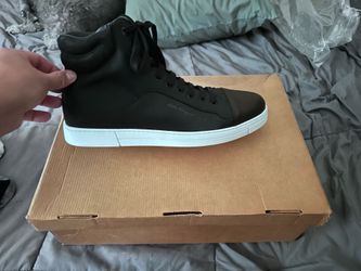 Men’s shoe