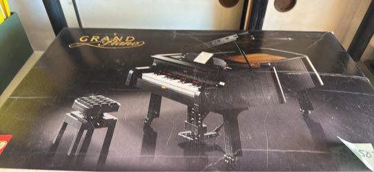 LEGO Ideas Grand Piano Set Box