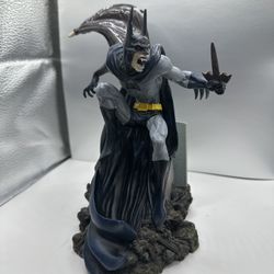 Batman: Vampire Mini Statue/ Number 0468 Of 2500. 