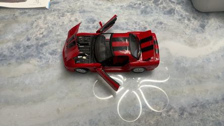 Red Die-Cast Sports Car Model – Great Condit