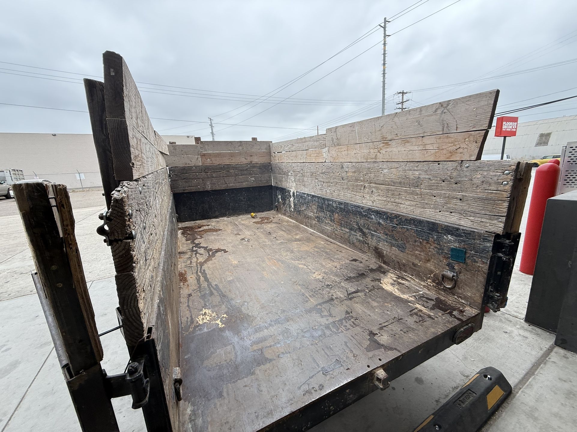 Dump Triailer