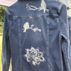 Jean Jacket Denim Size Medium Birds Flower Design