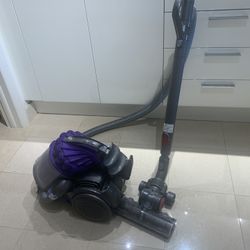 Dyson DC23