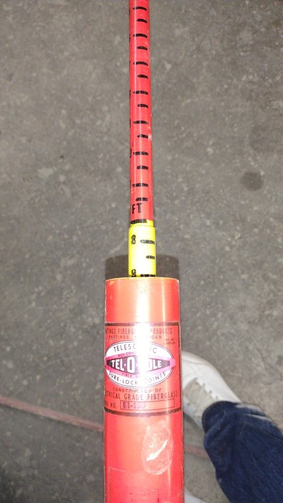 Fiberglass Telescopic Measuring Pole