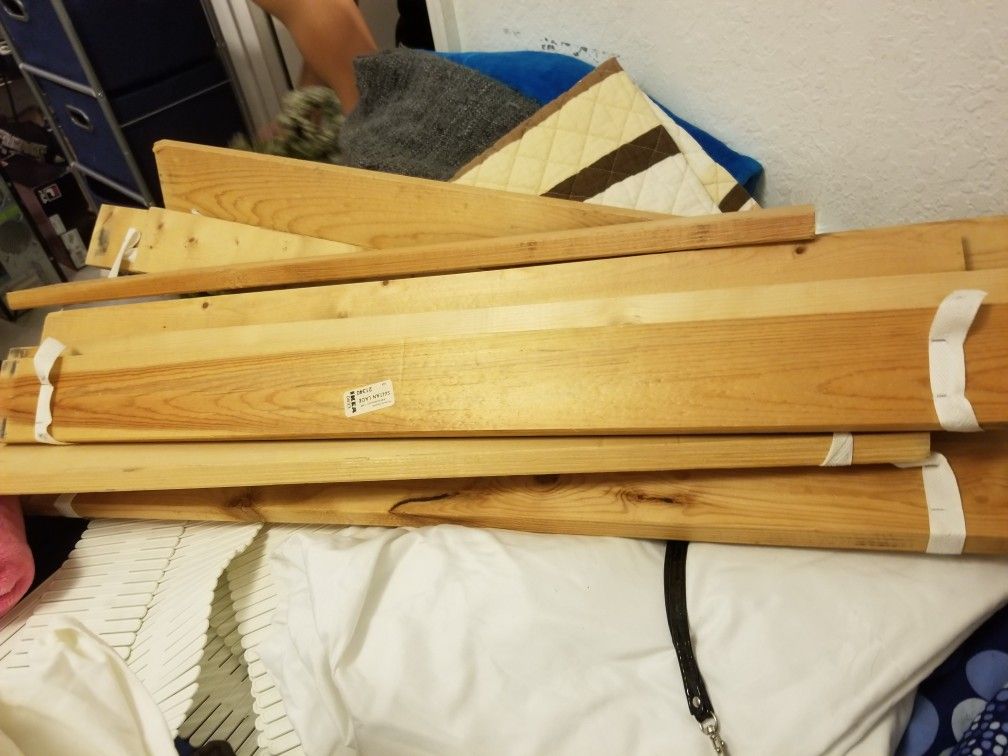 Twin size bed slats Free READ BELOW!!!