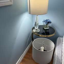 Side Table And Lampas 