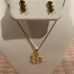 Chain With Family Pendant 