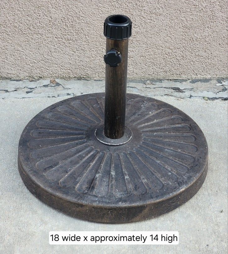 Dark Brown Heavy Duty Outdoor Umbrella Stand