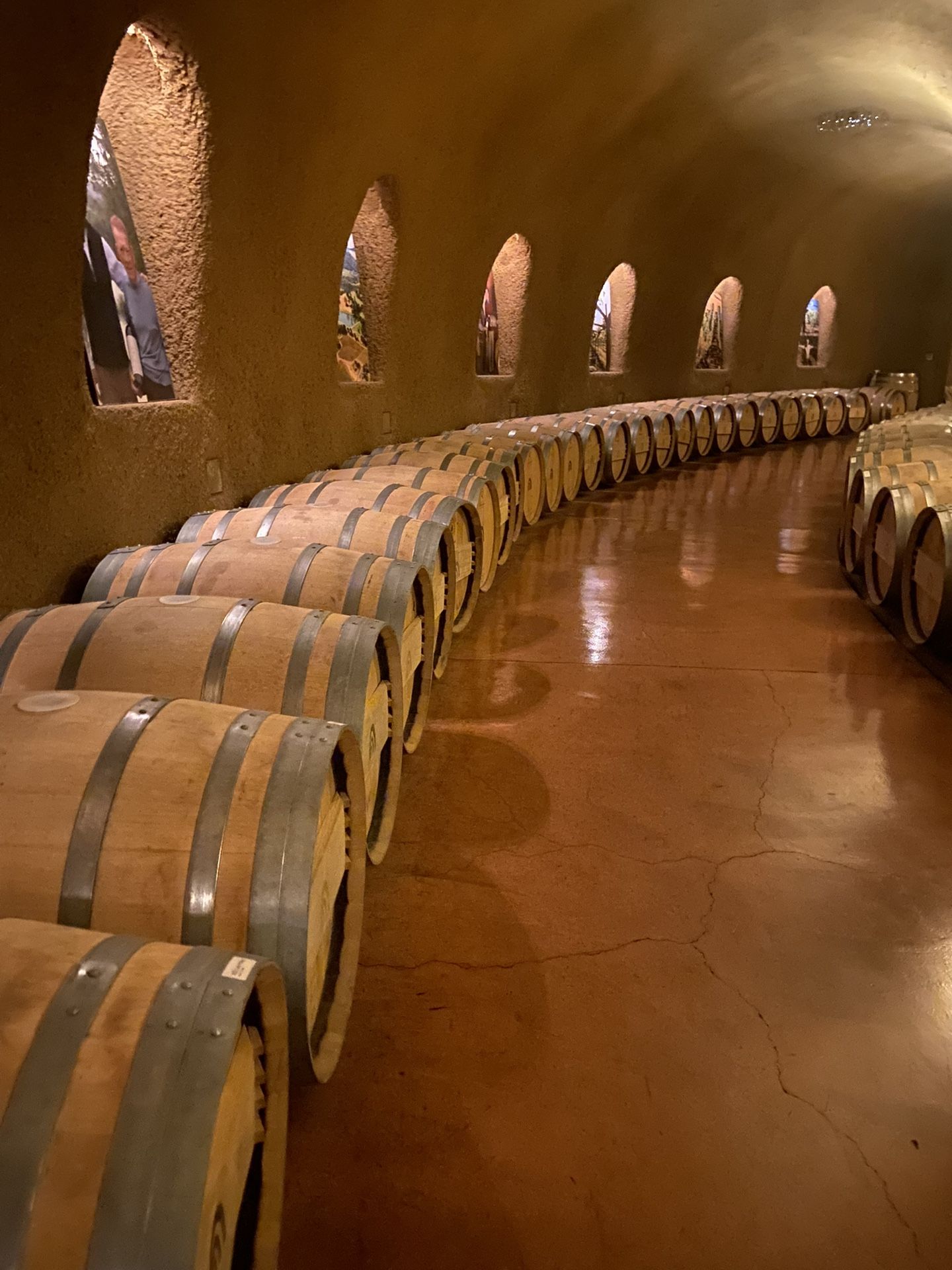 Empty High Quality Wine Barrels For Sale And Wholesale 