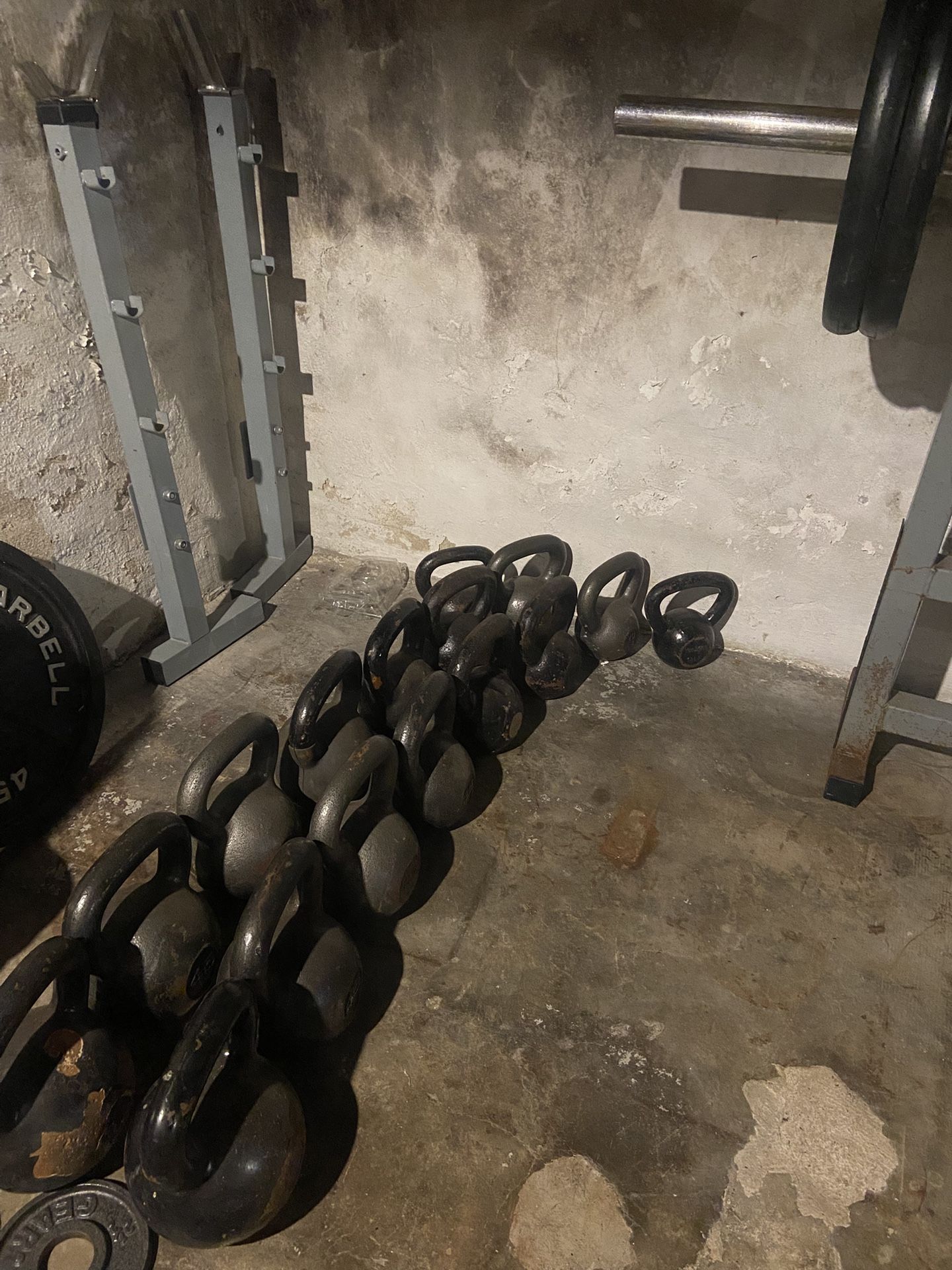 Kettlebells 1 Dollar A Pound 