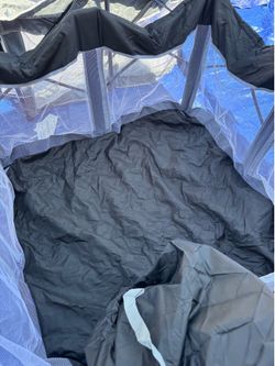 Playpen zipper stuck no Mat