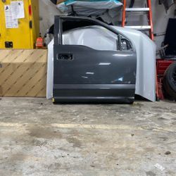 Rigth Front Door Ford 150 2018