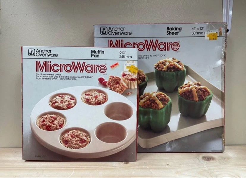 MicroWare Baking Sheet and Muffin Pan