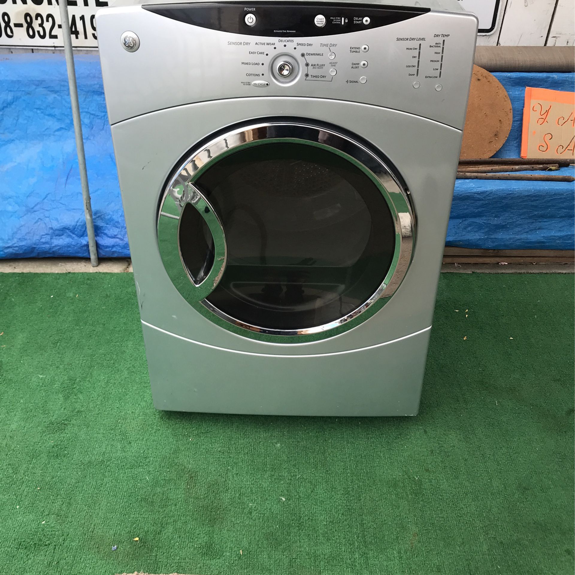 GE 220 dryer like new needs home everything works fairy very good