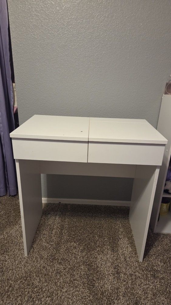 White Girls Desk