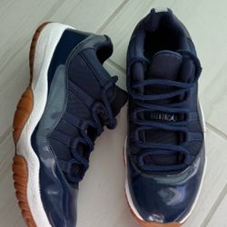 Air Jordan 11 Low Retro "Navy Gum" (2016) US 10.5 528895-405 Auth