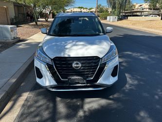 2022 Nissan Kicks