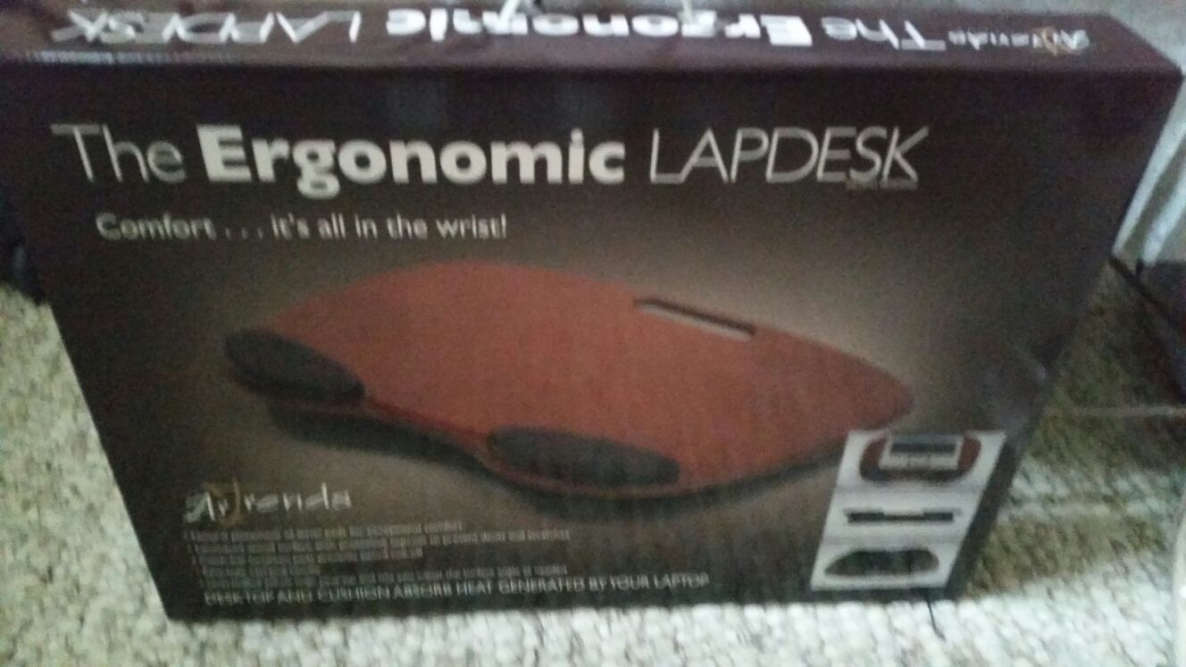 Laptop lap desk