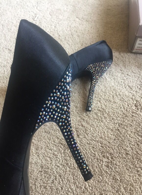 Bakers closed toe high heels 👠