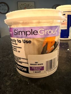 Free Simple Grout ready to use in Bright White 381