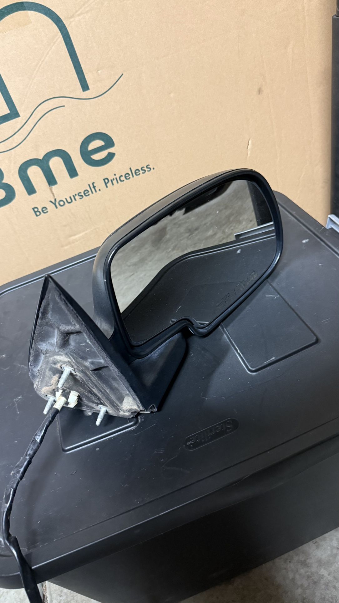 Gmt800 side mirror passenger side