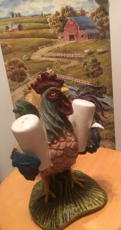Salt and pepper rooster shaker