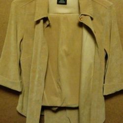 No Boundaries Beige Suit Top Sz  Large 11/13 Bottom Sz Medium 7/9 $15