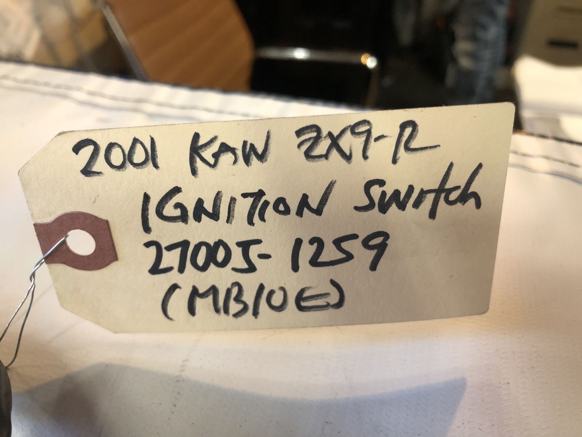 2001 Kawasaki ZX9-R ignition with Key for Sale in Los