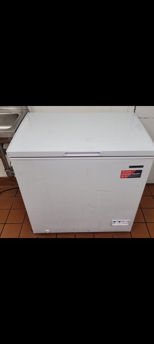 Chest Freezer In Like New Confition