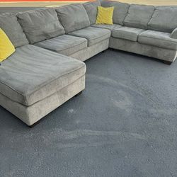 Really nice sectional couch