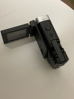 Zoom q4 camera video recorder