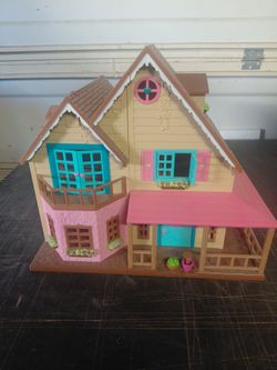Doll house