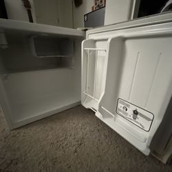Mini Refrigerator For Sale