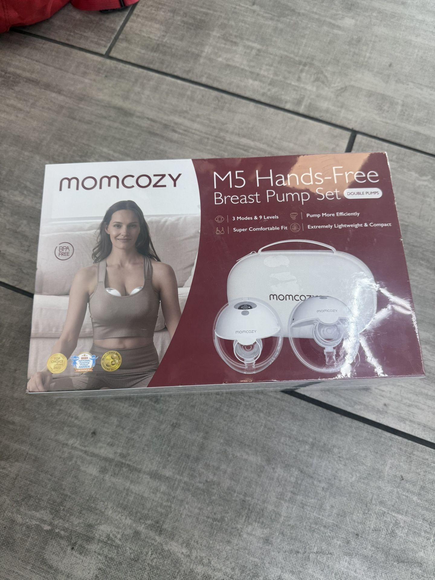MOMCOZY M5 Hands Free Breast Pump