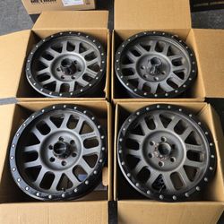 18" Method MR309 Gunmetal/Black 