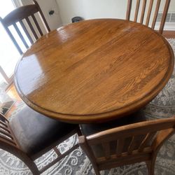 Soil Wood Table With 4 Chairs 