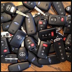 Car key Porsche key Toyota key fob Nissan key fob Bmw key fob Mercedes benz key fob Range rover key fob Chevrolet key fob Dodge key fob Honda key fob