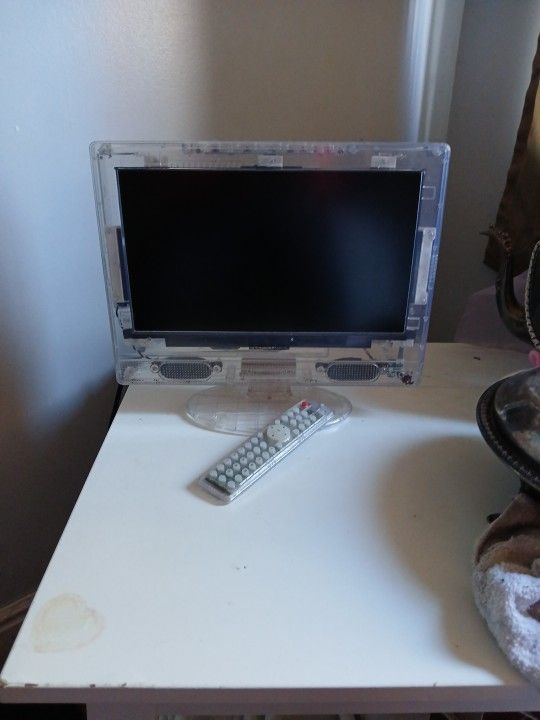 CLEARTUNES PRISON 13"TV W/REMOTE