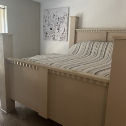 Queen Bedroom Set - Great Quality Set 