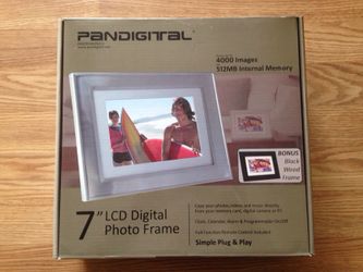 7" LCD Digital Photo Frame - new in box