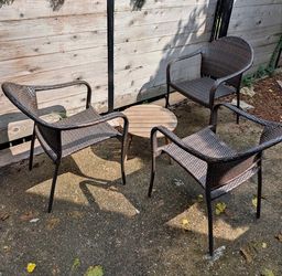 Patio Chairs with Table