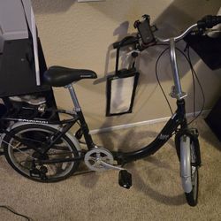 Schwinn Foldable Bike + Lock & Phone Mount