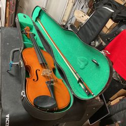 Student 4/4 Violin W/case And Now