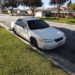 2000 Toyota Camry