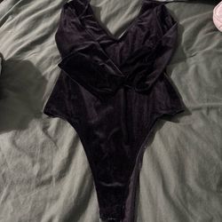 Gb black bodysuit jr size medium