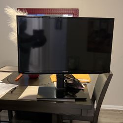 32 “ Tv  Samsung