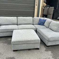 Sectional Couch 